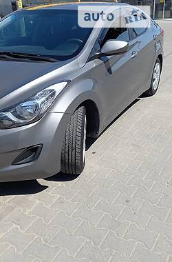 Седан Hyundai Elantra 2012 в Хмельницком