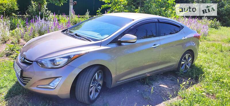Hyundai Elantra Limited