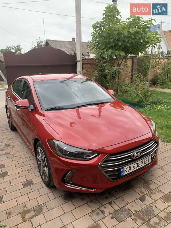 Седан Hyundai Elantra 2016 в Шепетовке