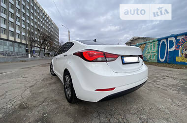 Седан Hyundai Elantra 2014 в Харкові