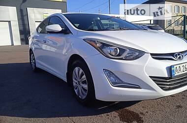 Седан Hyundai Elantra 2014 в Прилуках