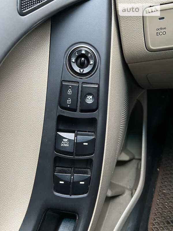 Седан Hyundai Elantra 2014 в Одессе