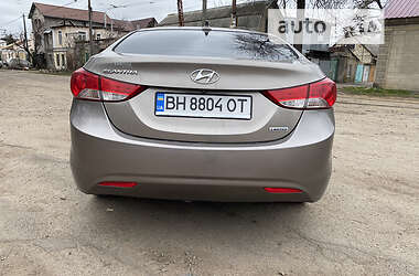 Седан Hyundai Elantra 2013 в Одесі