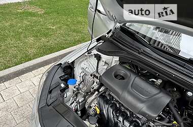 Седан Hyundai Elantra 2018 в 