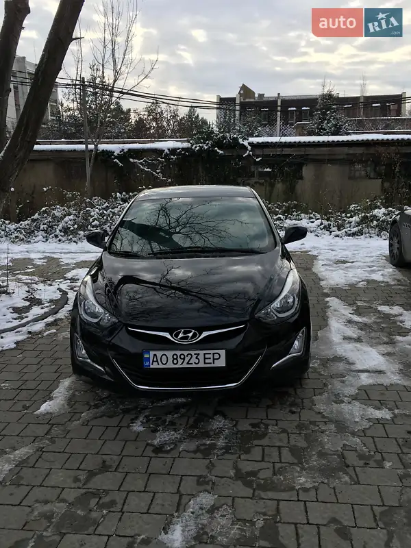 Hyundai Elantra