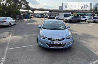 Седан Hyundai Elantra 2011 в Киеве