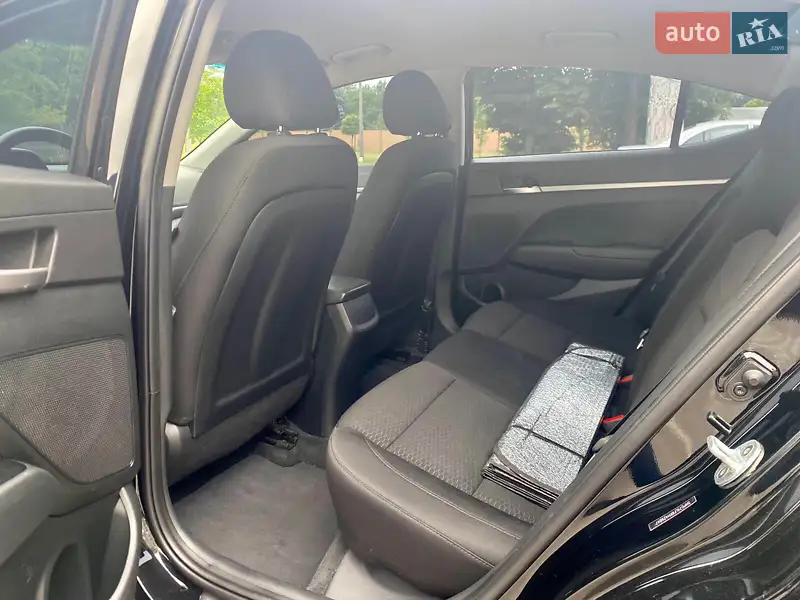 Hyundai Elantra 2019 VIN 5NPD74LF6KH429847 фото оголошення 10 з 63