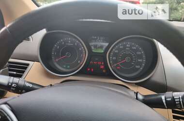 Седан Hyundai Elantra 2012 в Киеве