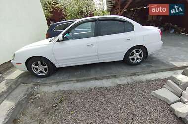 Седан Hyundai Elantra 2003 в Чугуеве