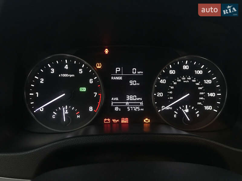 Седан Hyundai Elantra 2017 в Одессе