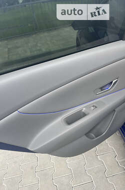 Седан Hyundai Elantra 2021 в 