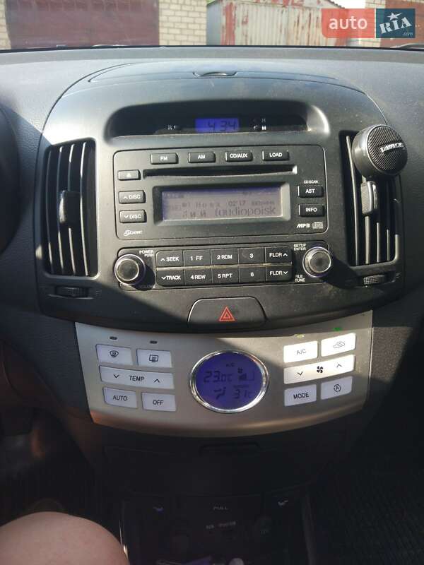 Седан Hyundai Elantra 2011 в Харкові