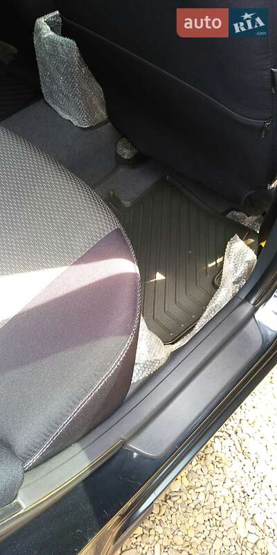 Седан Hyundai Elantra 2008 в Дунаевцах