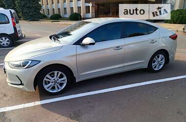 Седан Hyundai Elantra 2018 в Хмельницком