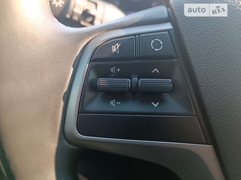 Седан Hyundai Elantra 2018 в Хмельницком