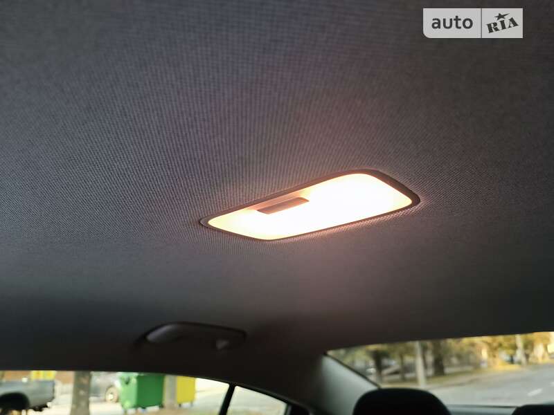 Седан Hyundai Elantra 2018 в Хмельницком