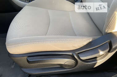 Седан Hyundai Elantra 2015 в 