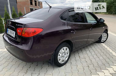 Седан Hyundai Elantra 2008 в Трускавці