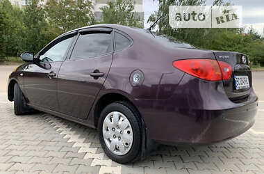 Седан Hyundai Elantra 2008 в Трускавці