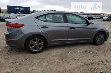 Седан Hyundai Elantra 2018 в 