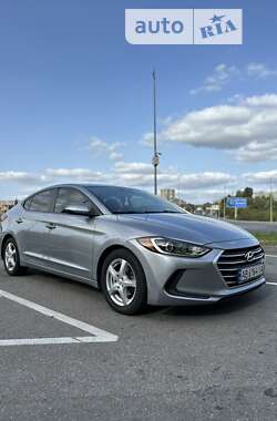 Седан Hyundai Elantra 2017 в Вінниці