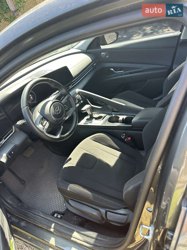 Седан Hyundai Elantra 2021 в Харькове