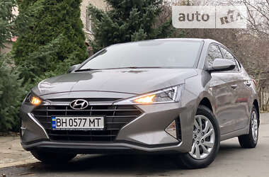 Седан Hyundai Elantra 2020 в 