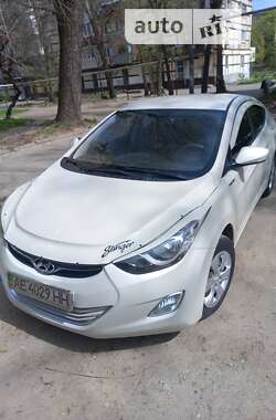 Седан Hyundai Elantra 2011 в Дніпрі