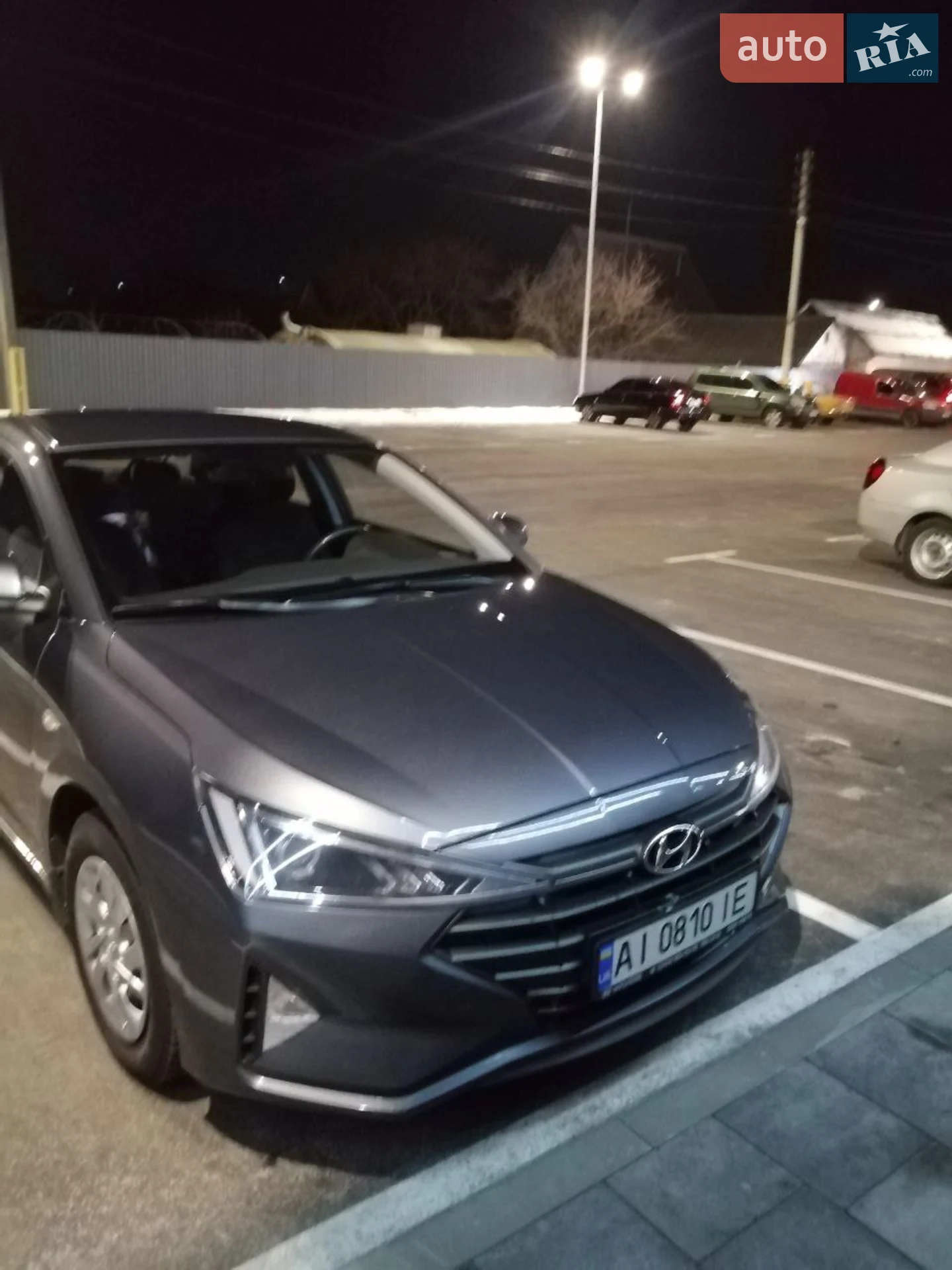 2019 Hyundai Elantra - фото 1