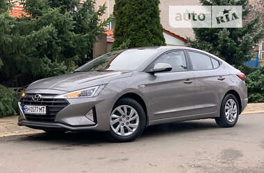 Седан Hyundai Elantra 2020 в Одессе