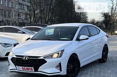 Седан Hyundai Elantra 2019 в Кривом Роге