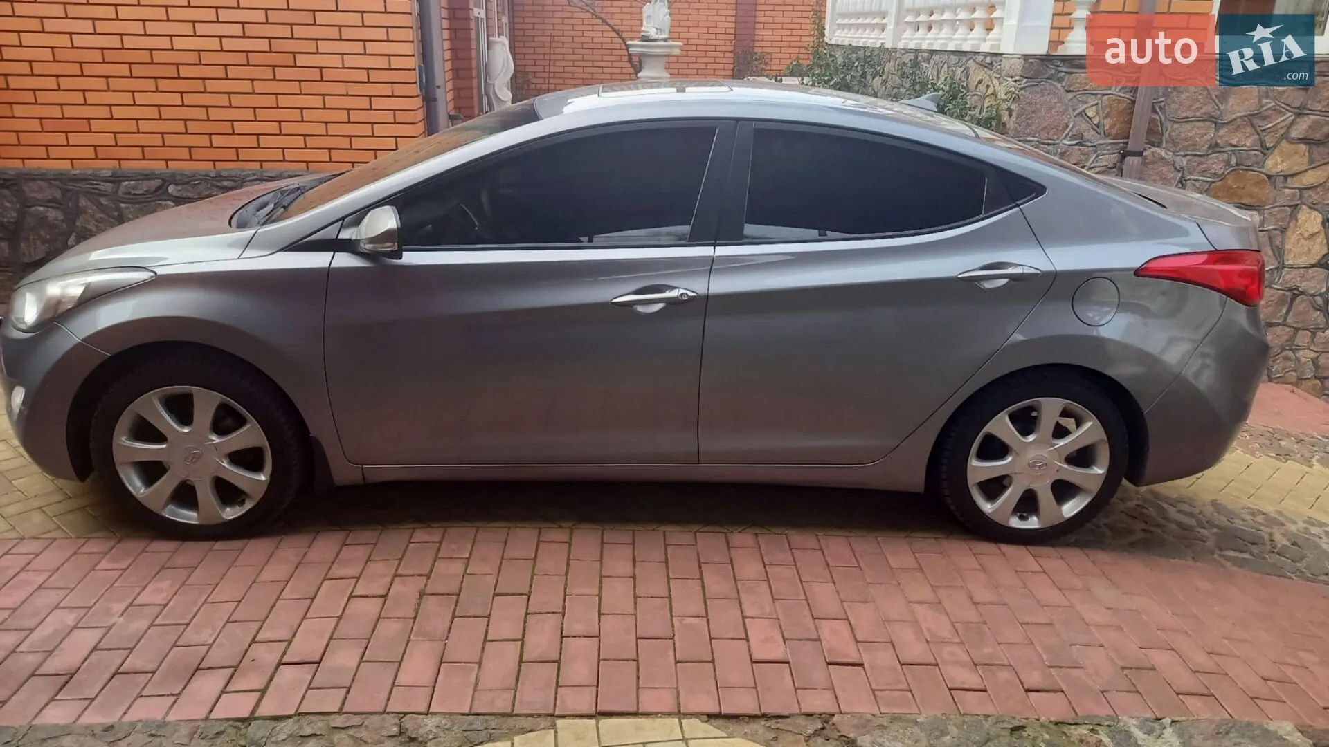 2012 Hyundai Elantra - мініатюра 3