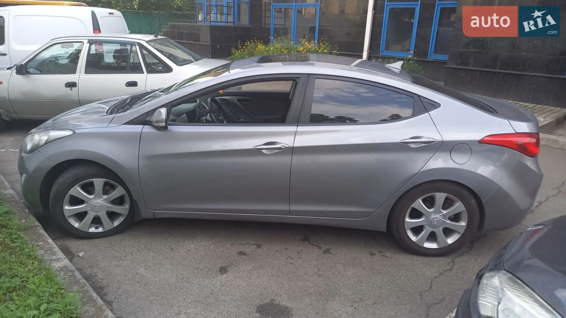 2012 Hyundai Elantra - мініатюра 19