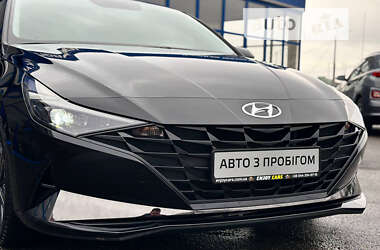 Седан Hyundai Elantra 2022 в Хмельницком