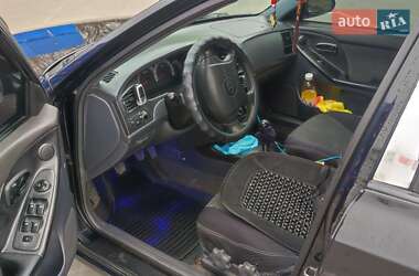 Хэтчбек Hyundai Elantra 2001 в Борисполе