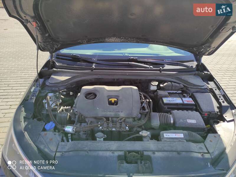 Седан Hyundai Elantra 2018 в Виннице