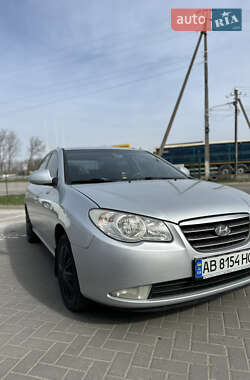 Седан Hyundai Elantra 2008 в Виннице