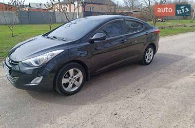 Седан Hyundai Elantra 2012 в Ахтырке