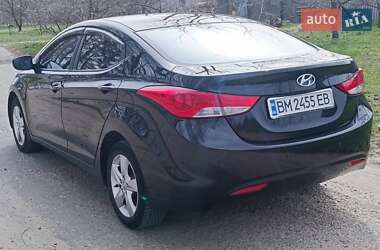 Седан Hyundai Elantra 2012 в 