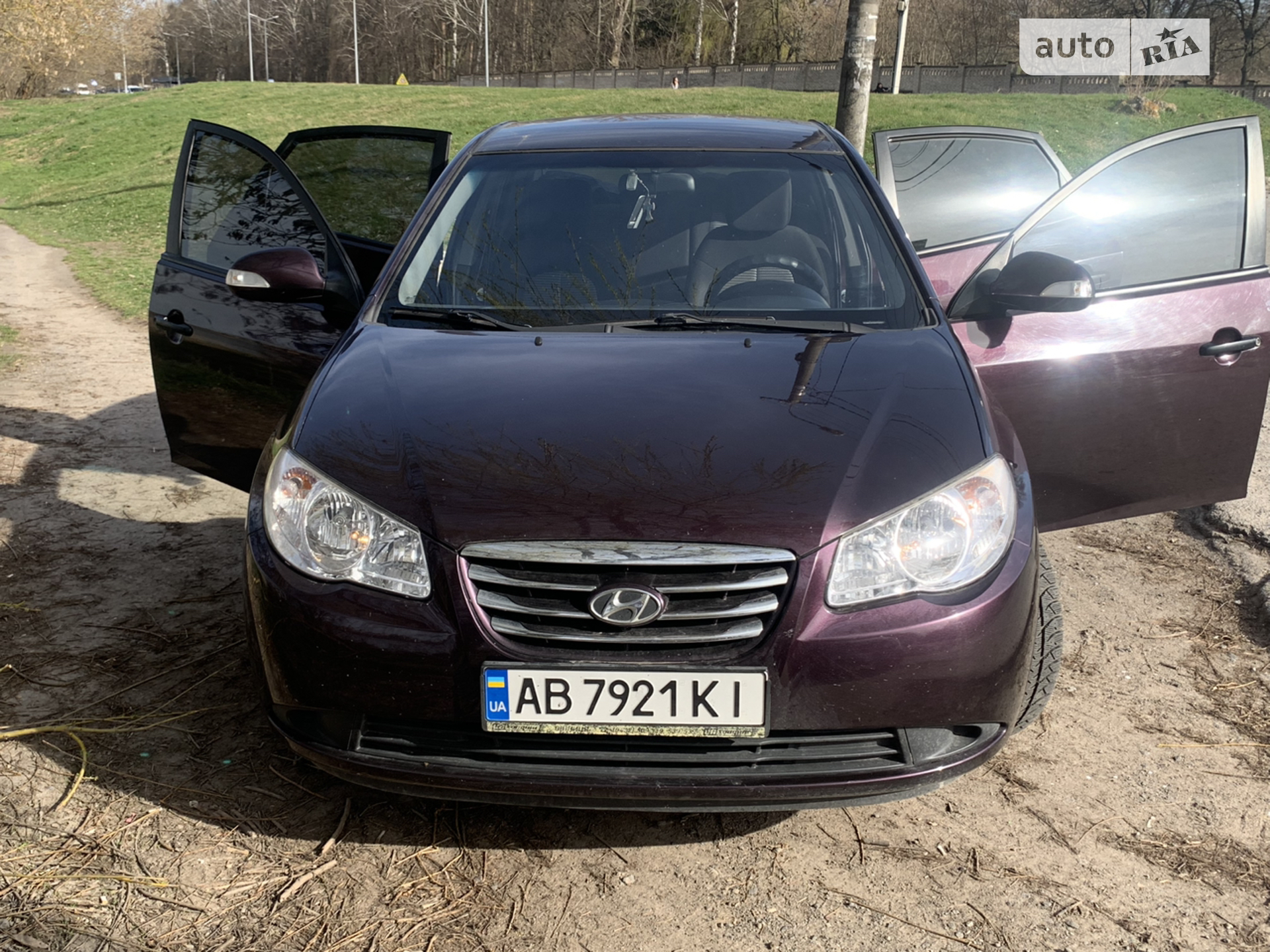 2010 Hyundai Elantra - мініатюра 16