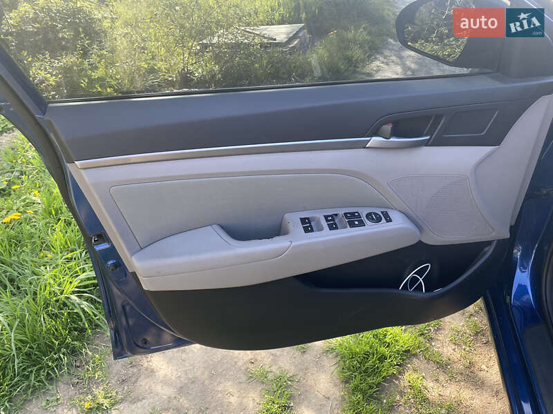 Седан Hyundai Elantra 2016 в Дніпрі фото 15 Седан Hyundai Elantra 2016 в Дніпрі