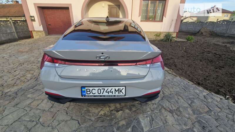 Седан Hyundai Elantra 2020 в Львове