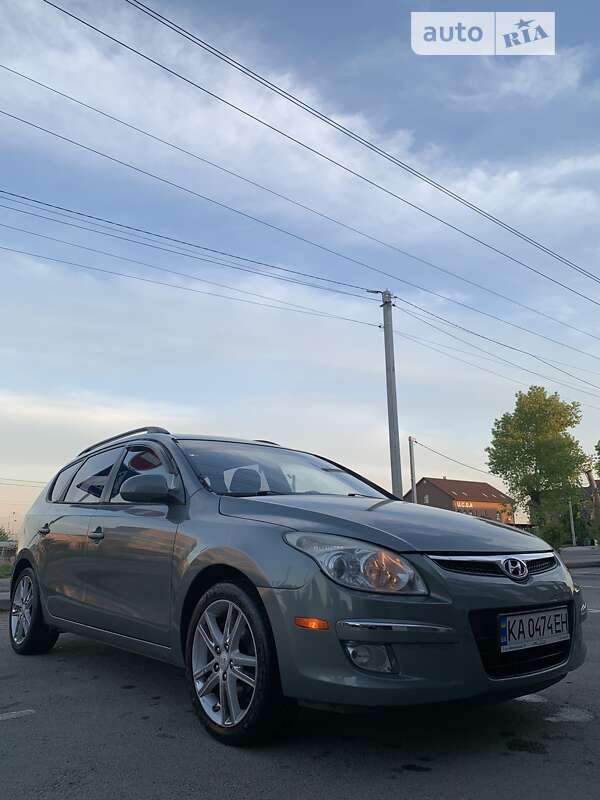 Hyundai Elantra 2010