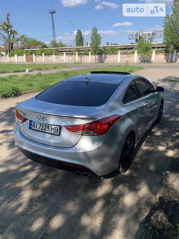 Купе Hyundai Elantra 2012 в Києві