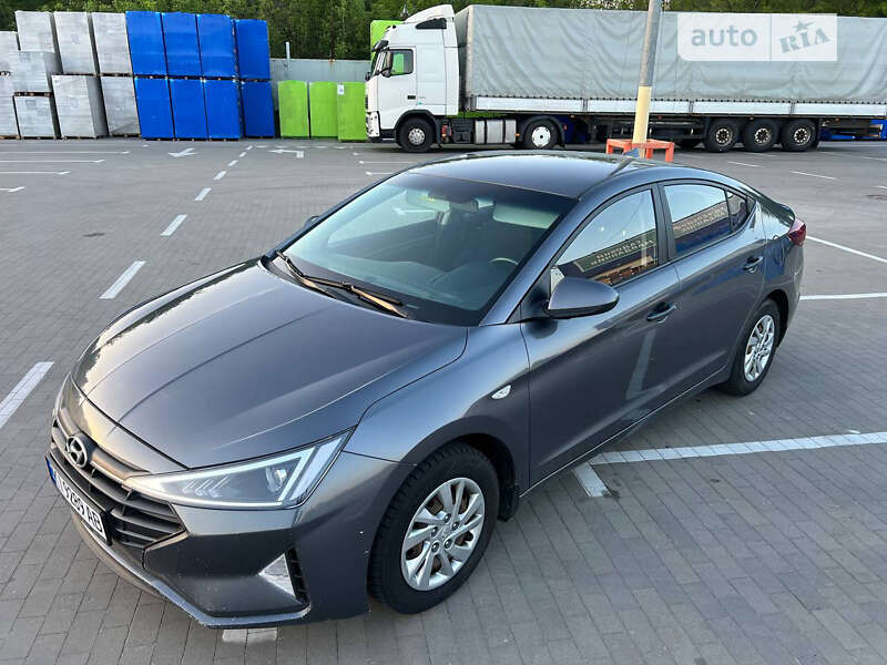 Седан Hyundai Elantra 2018 в Белой Церкви