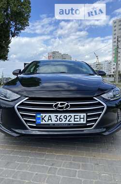 Седан Hyundai Elantra 2017 в Харкові