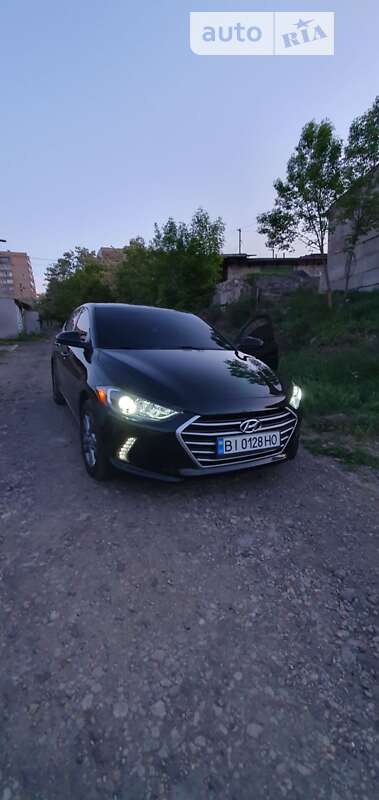 Седан Hyundai Elantra 2016 в Краматорске