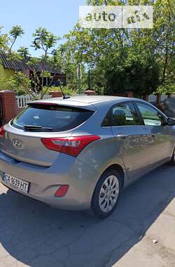 Хетчбек Hyundai Elantra 2015 в Умані