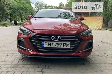Седан Hyundai Elantra 2017 в Одессе