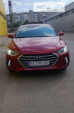 Седан Hyundai Elantra 2016 в Кропивницком